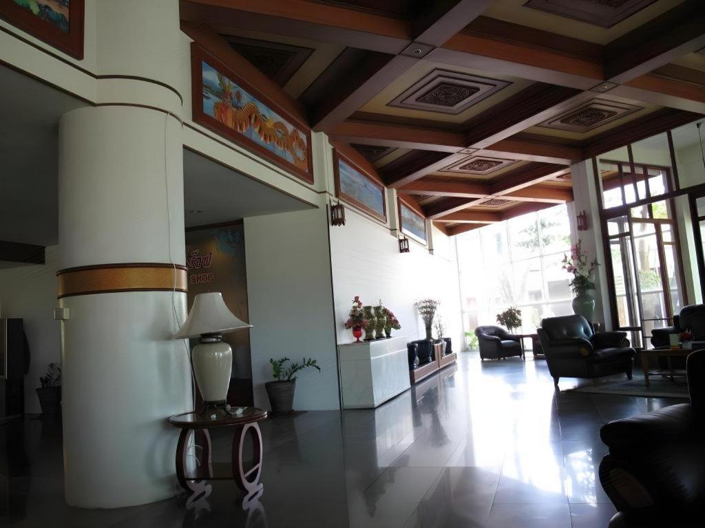 Beverly Hill Park Hotel Nakhon Sawan Eksteriør bilde